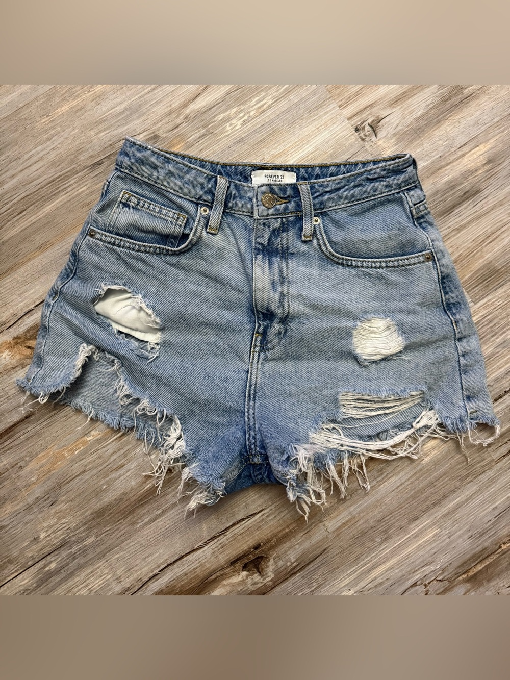 Forever 21 Cut-Off Jean Shorts Women’s 26 Jean Light Wash High Rise